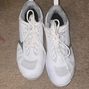 Volleyball shoes